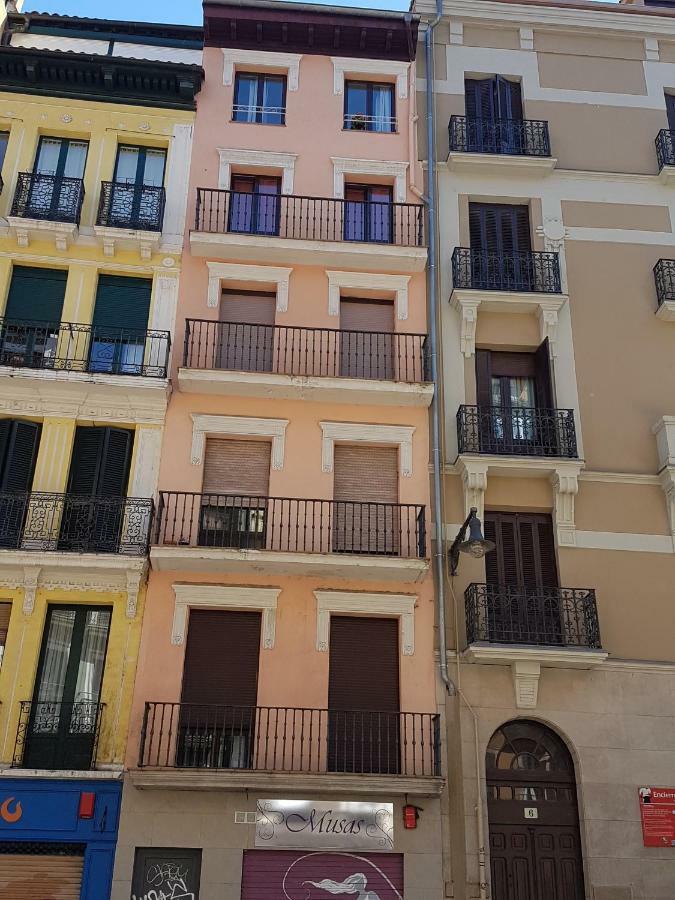 Apartamento Mercaderes Pamplona Kültér fotó